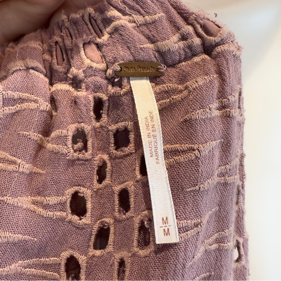 FREE PEOPLE “THAT GIRL” EYELET CROPPED TOP - Picture 9 of 10